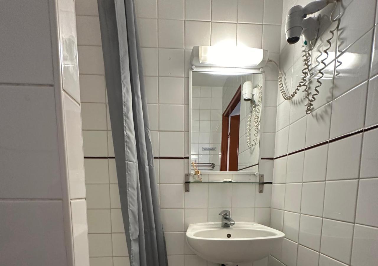 Triple Room,1542961468:JPEG
