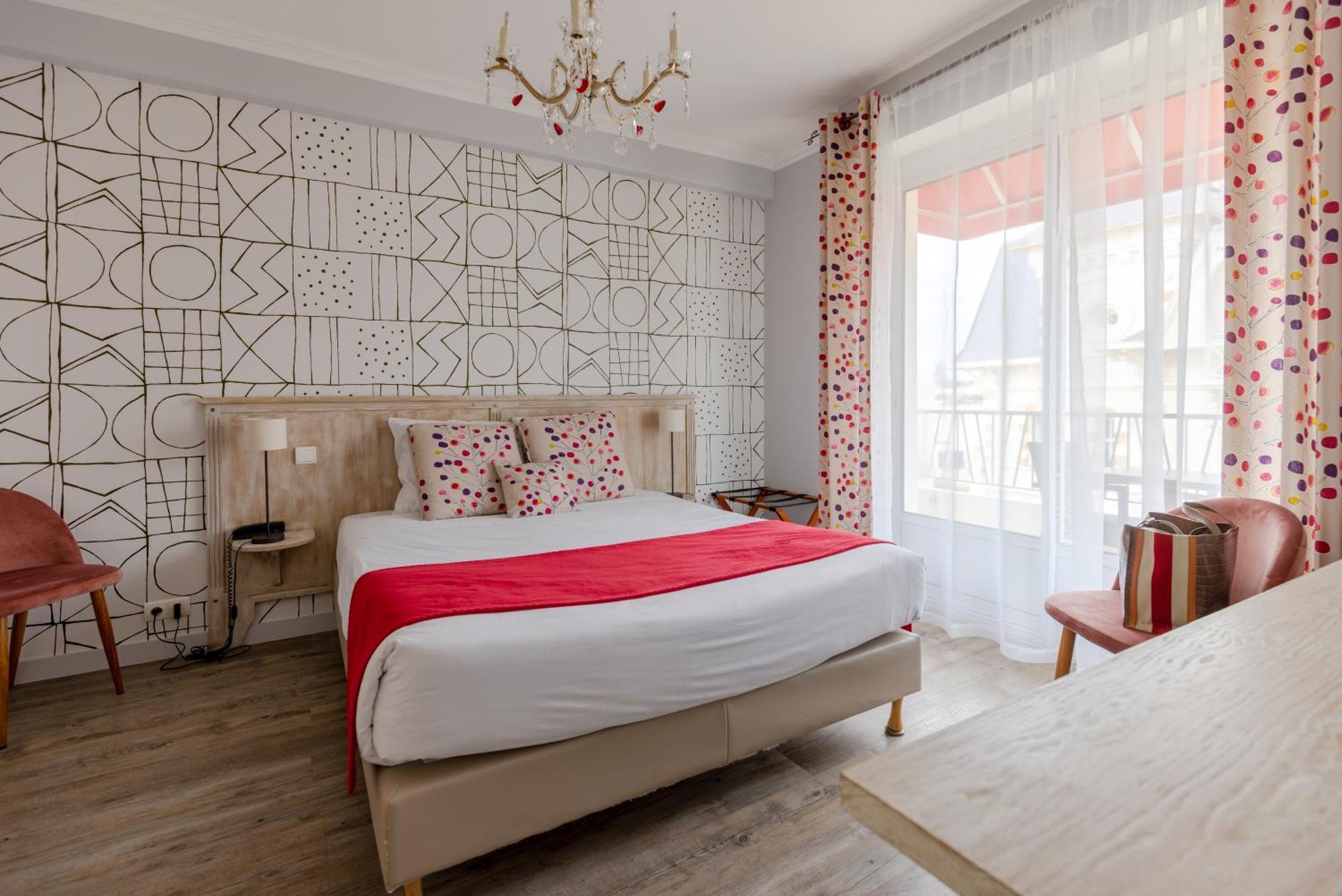Comfort Double Room Side Terrace