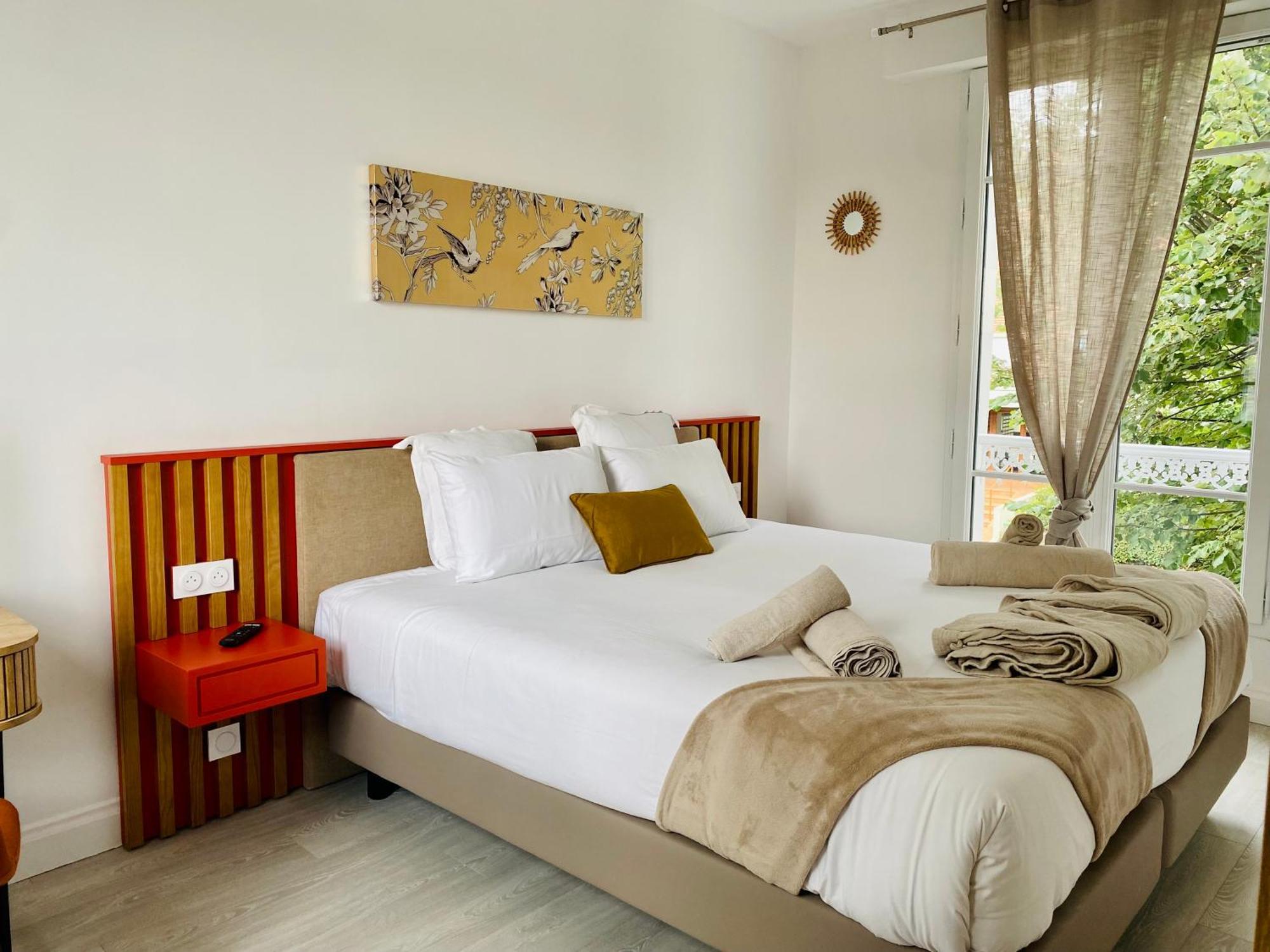 Large Double Room