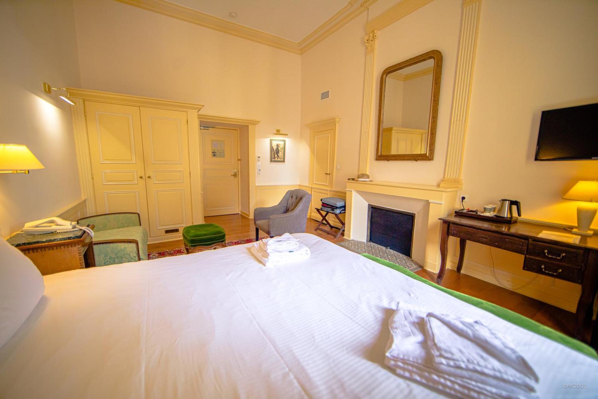 Standard Twin or Double Room