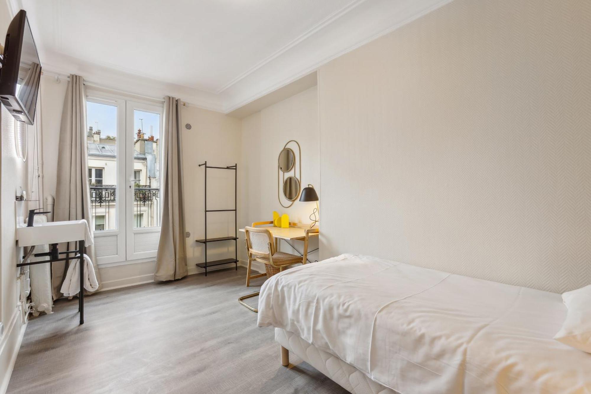 Standard Single Room with Shared Bathroom