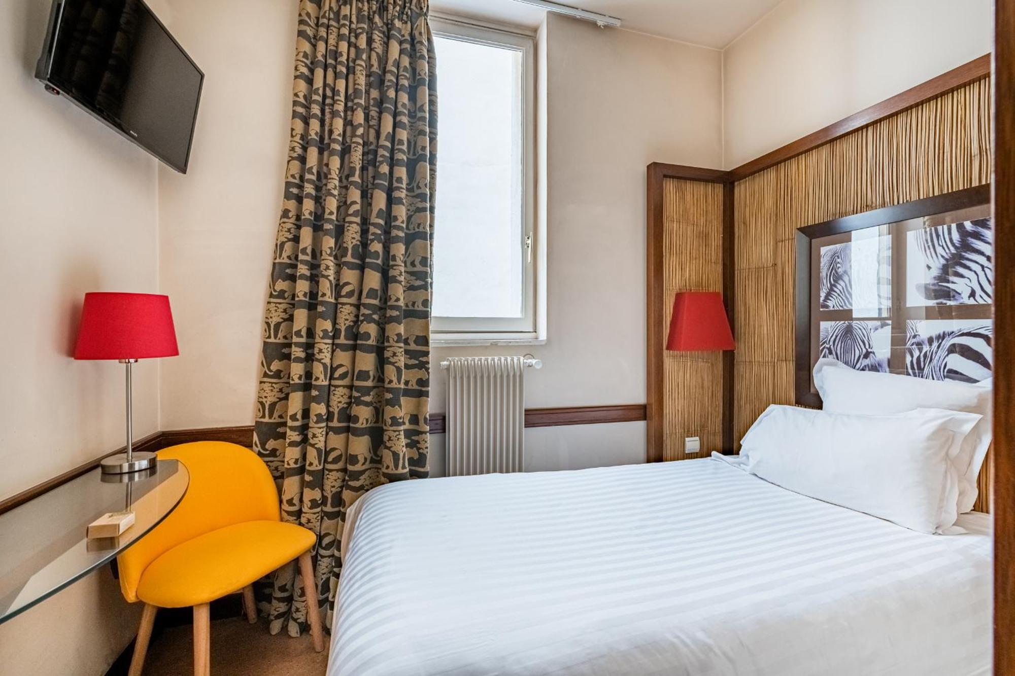 Small Single Room,1546362067:JPEG
