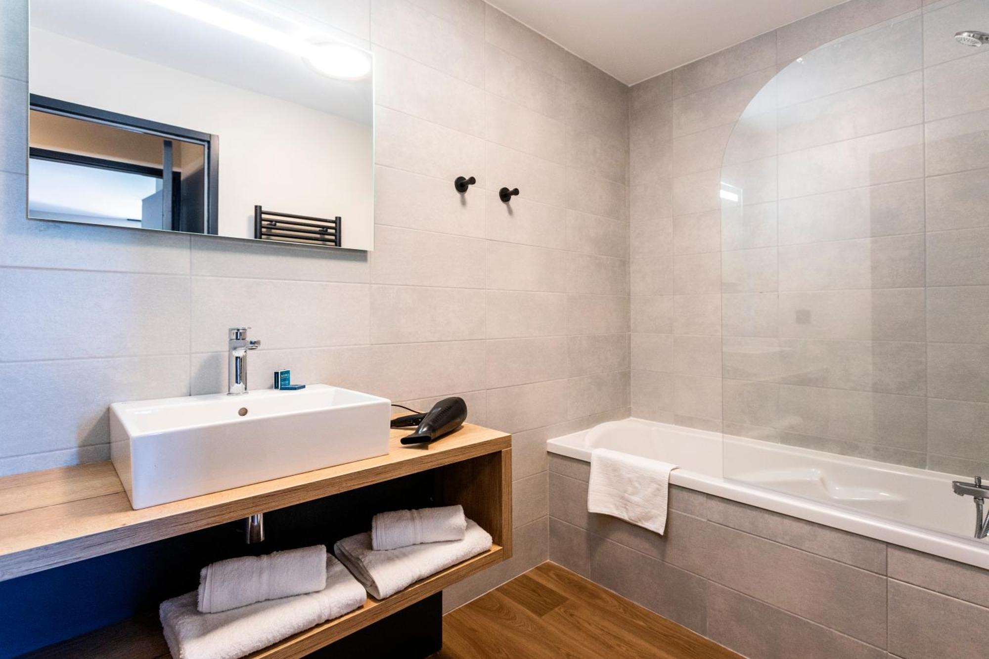 One-Bedroom Comfort Apartment