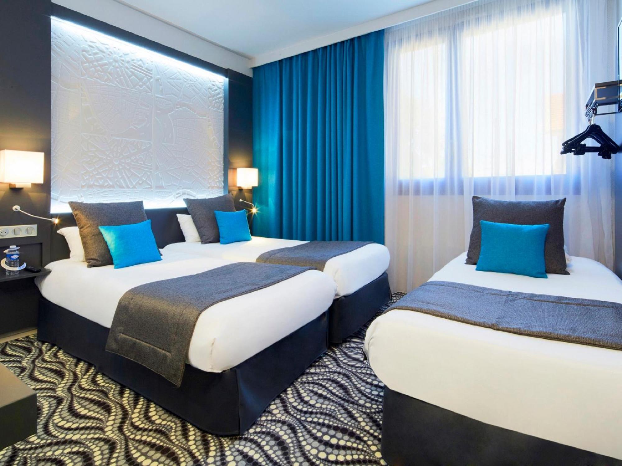 3 Single Beds