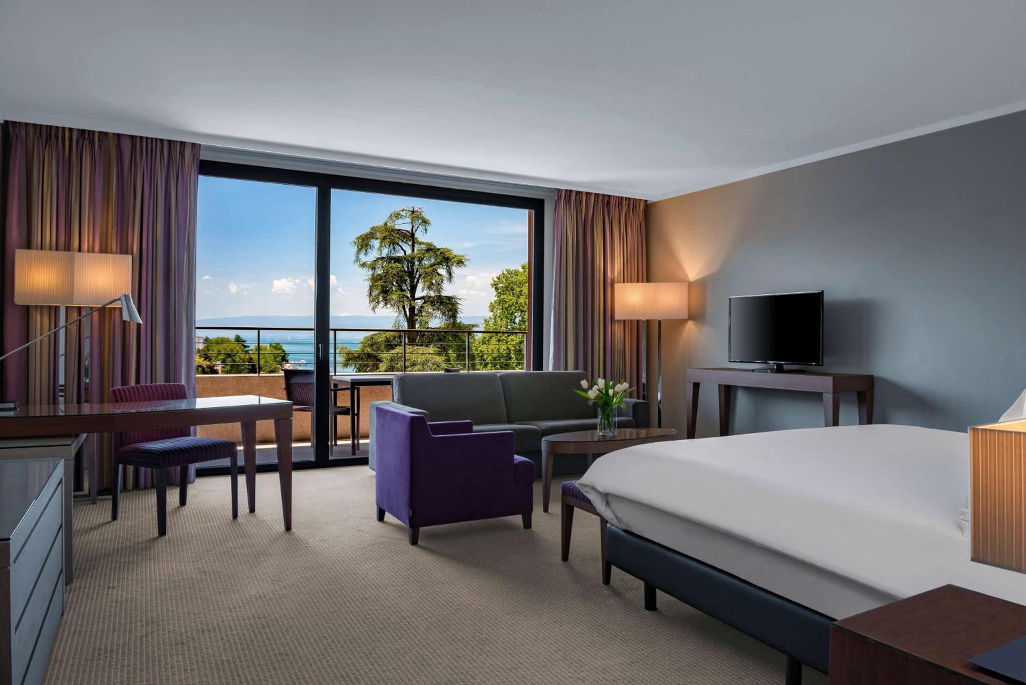Junior Suite,1530939670:JPEG