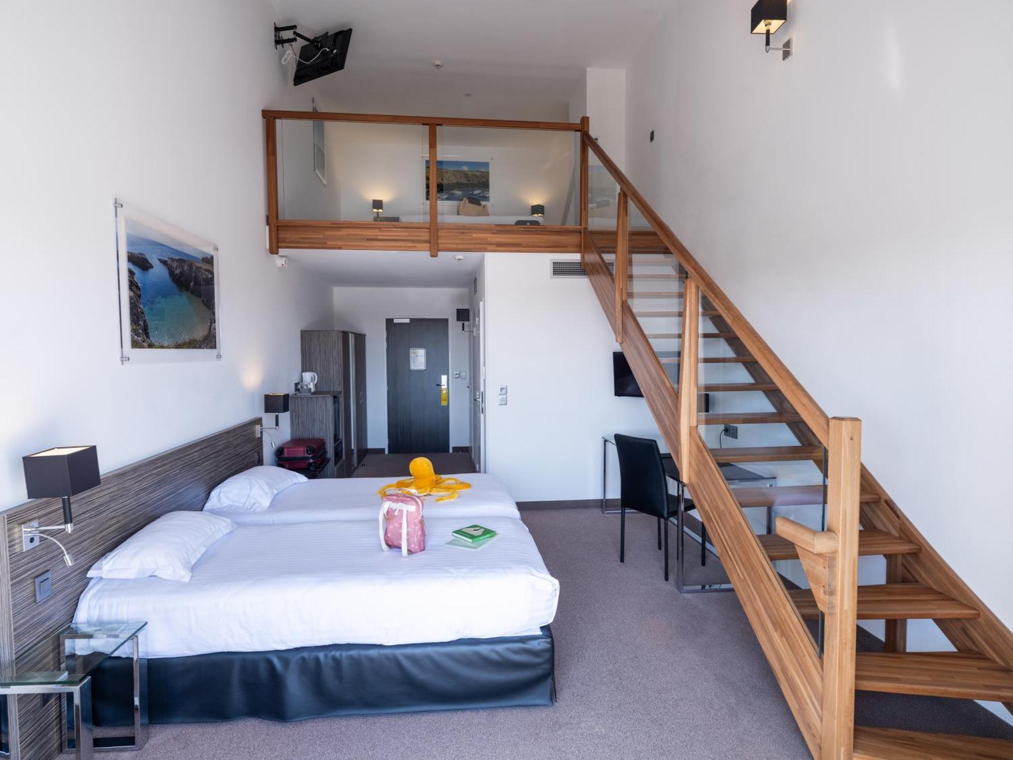 Family Suite Kitchenette