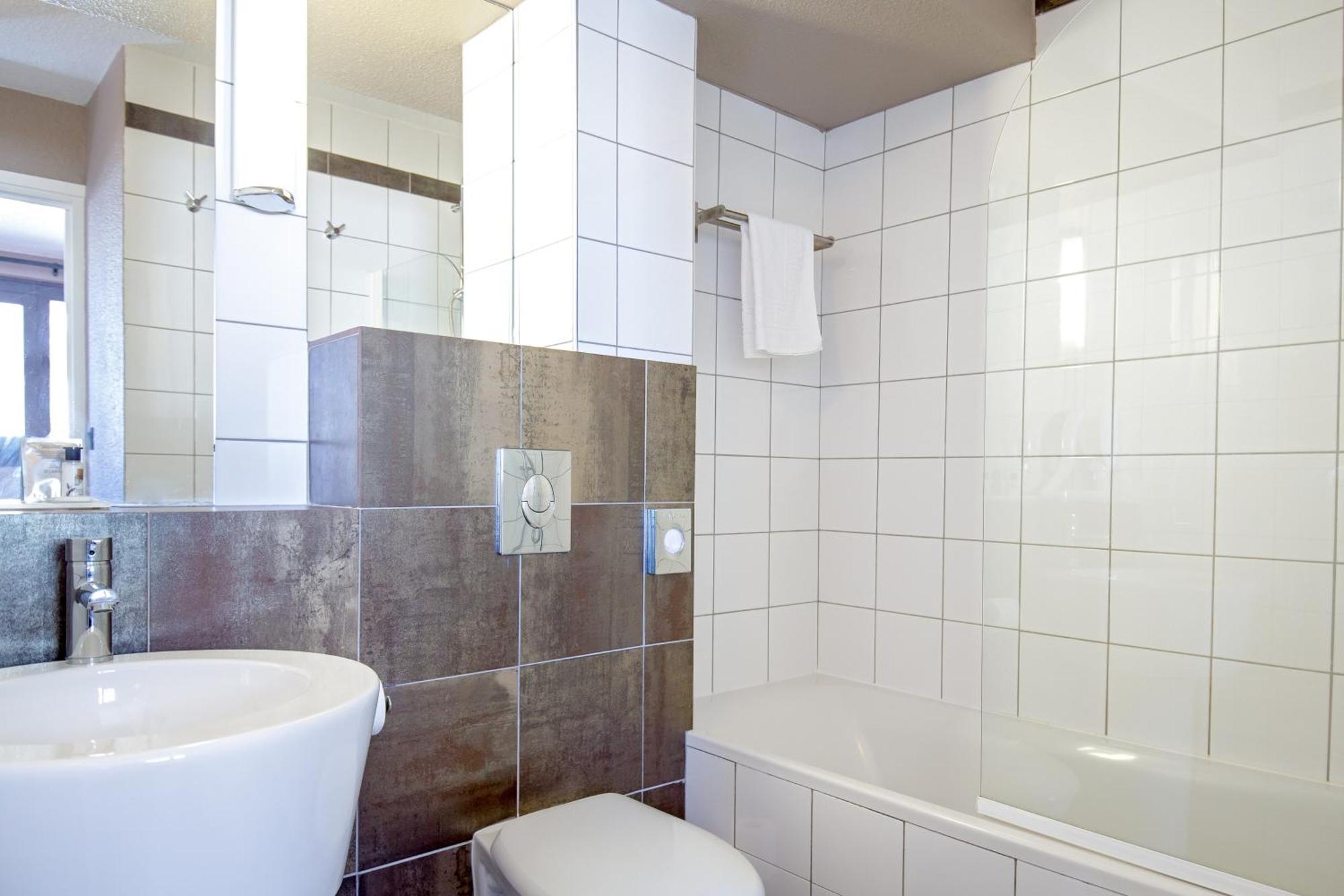 Comfort Triple Room