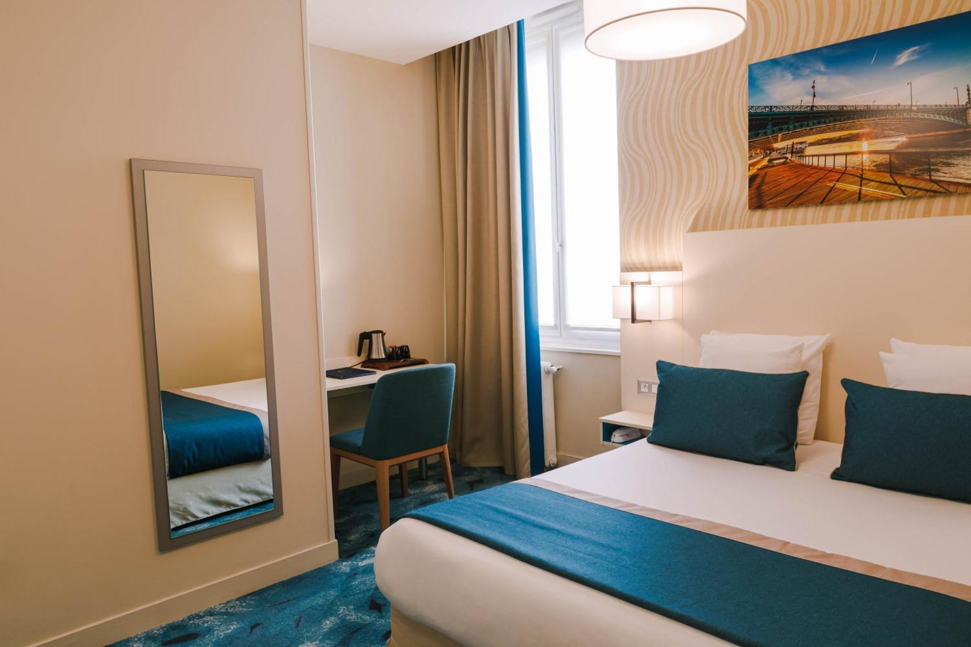 Air-conditioned Comfort Double Room