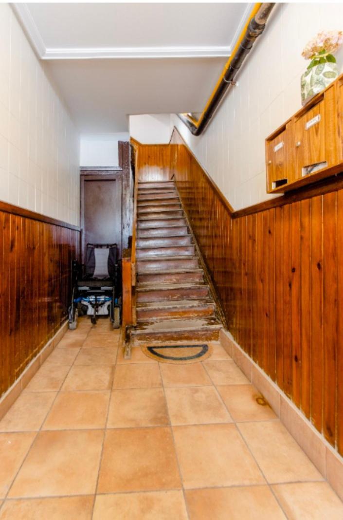 Comfort Triple Room Shower