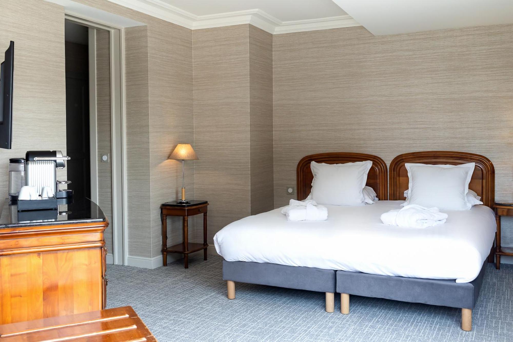 Classic Twin/Double Room