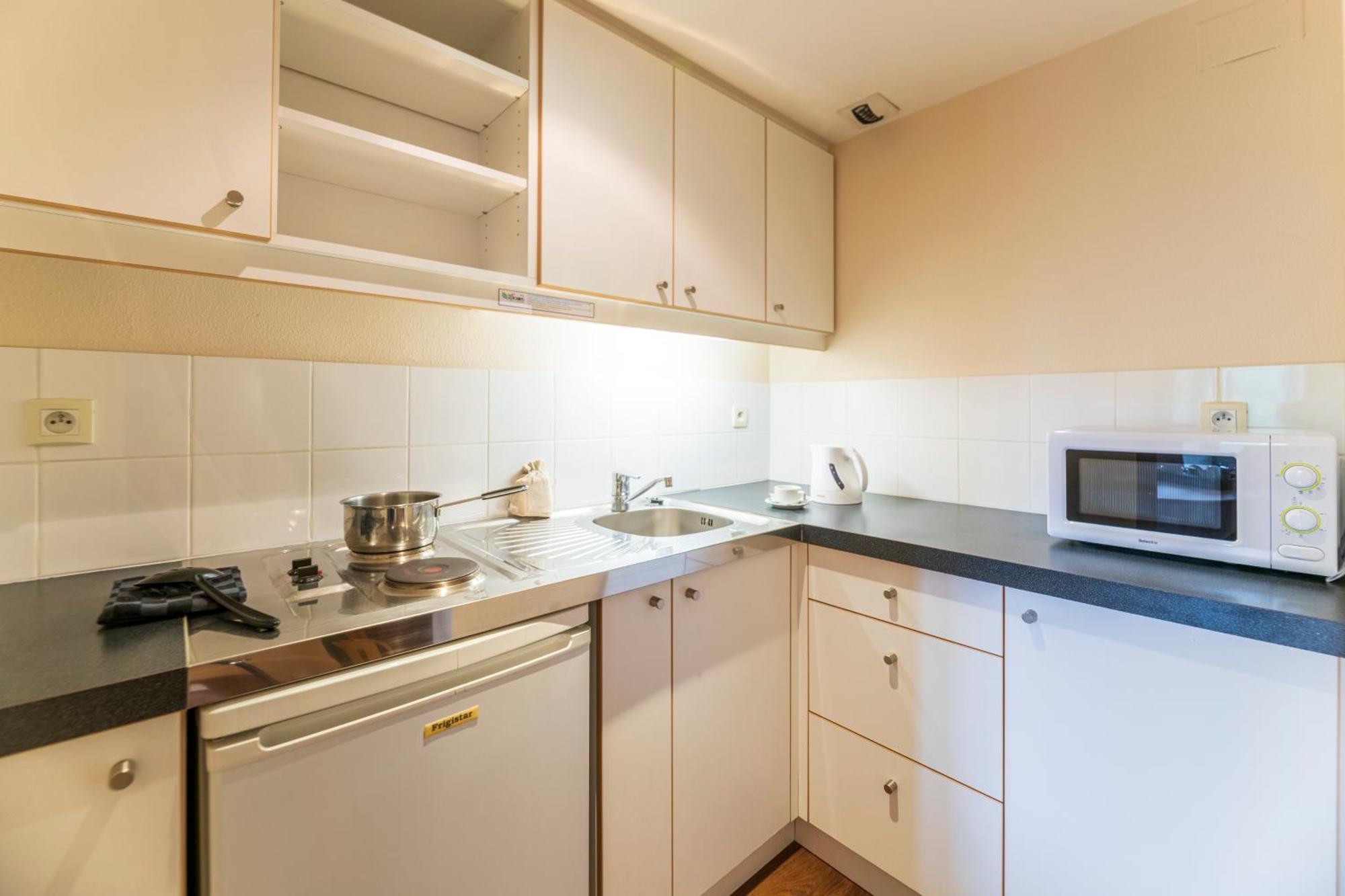 Studio Kitchenette