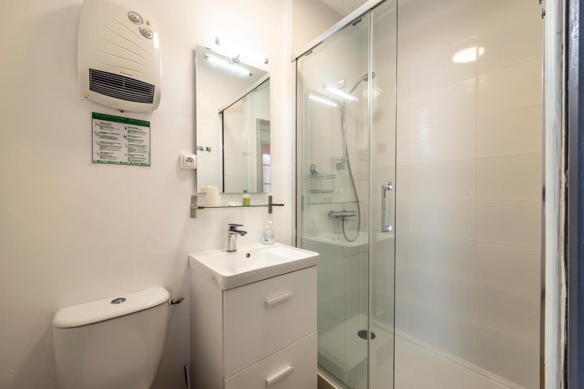 Studio,1556064130:JPEG