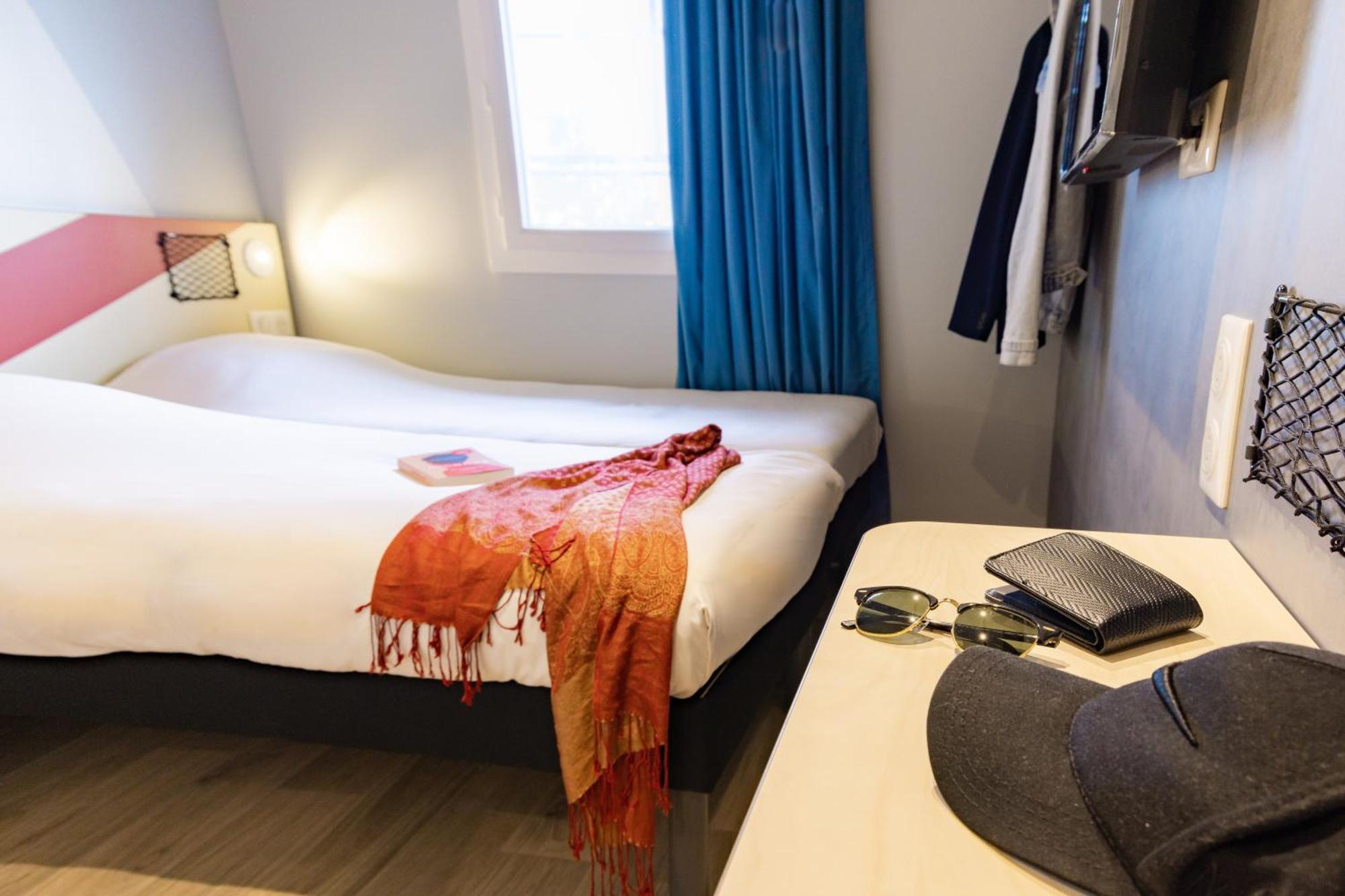 Triple Room Three Single Beds