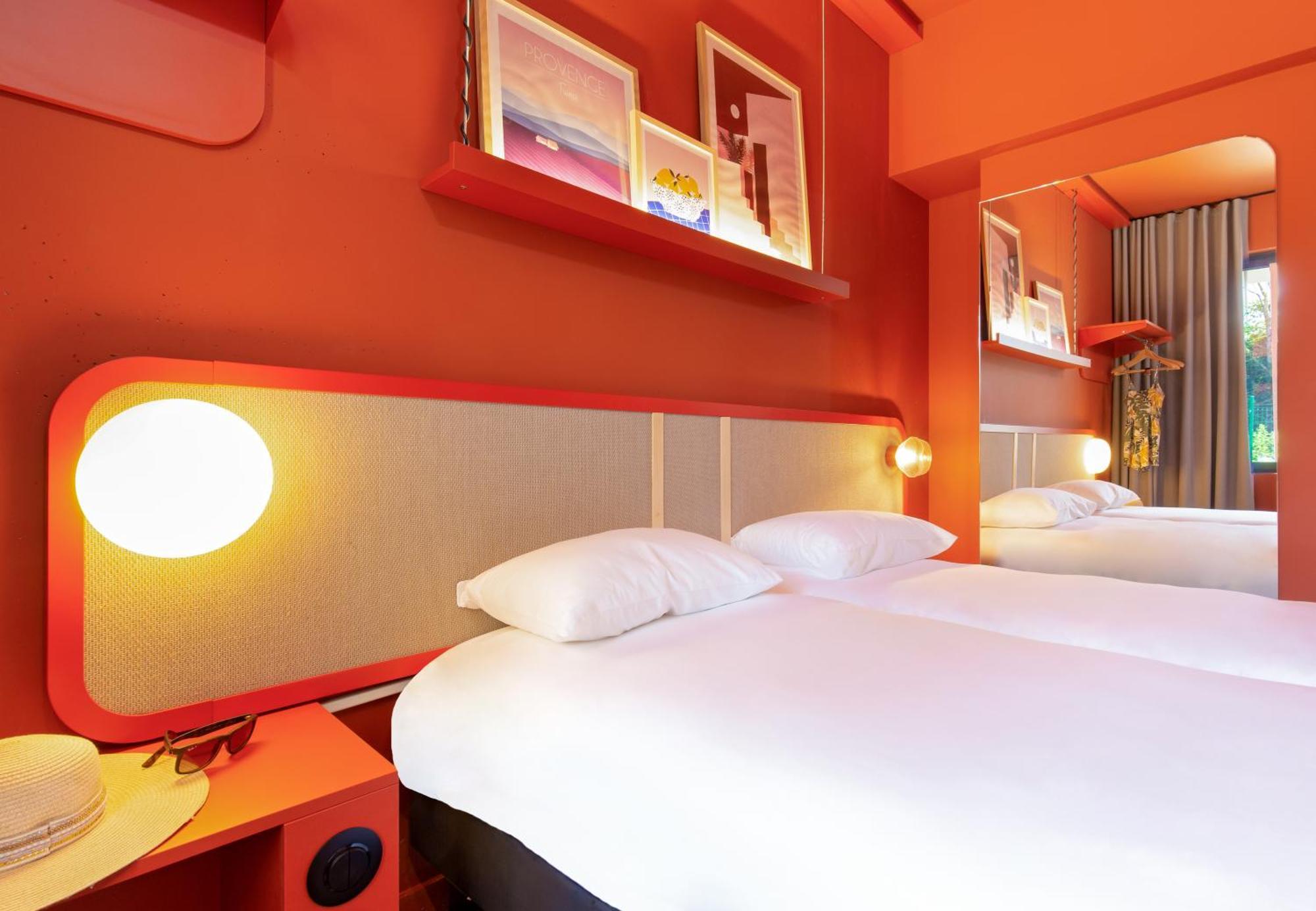Standard Room Two Single Beds