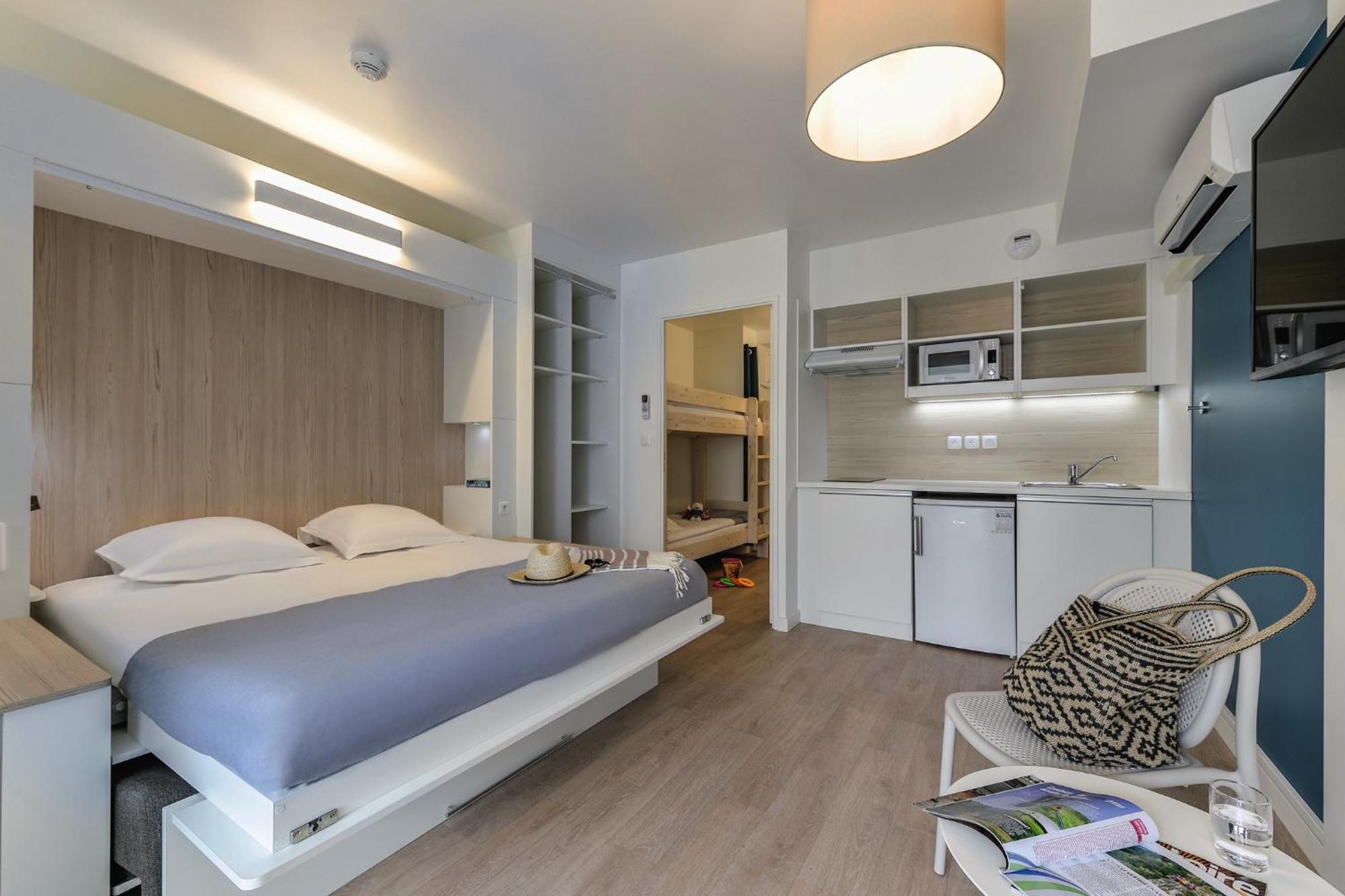 Quadruple Room Terrace,1589722269:JPEG