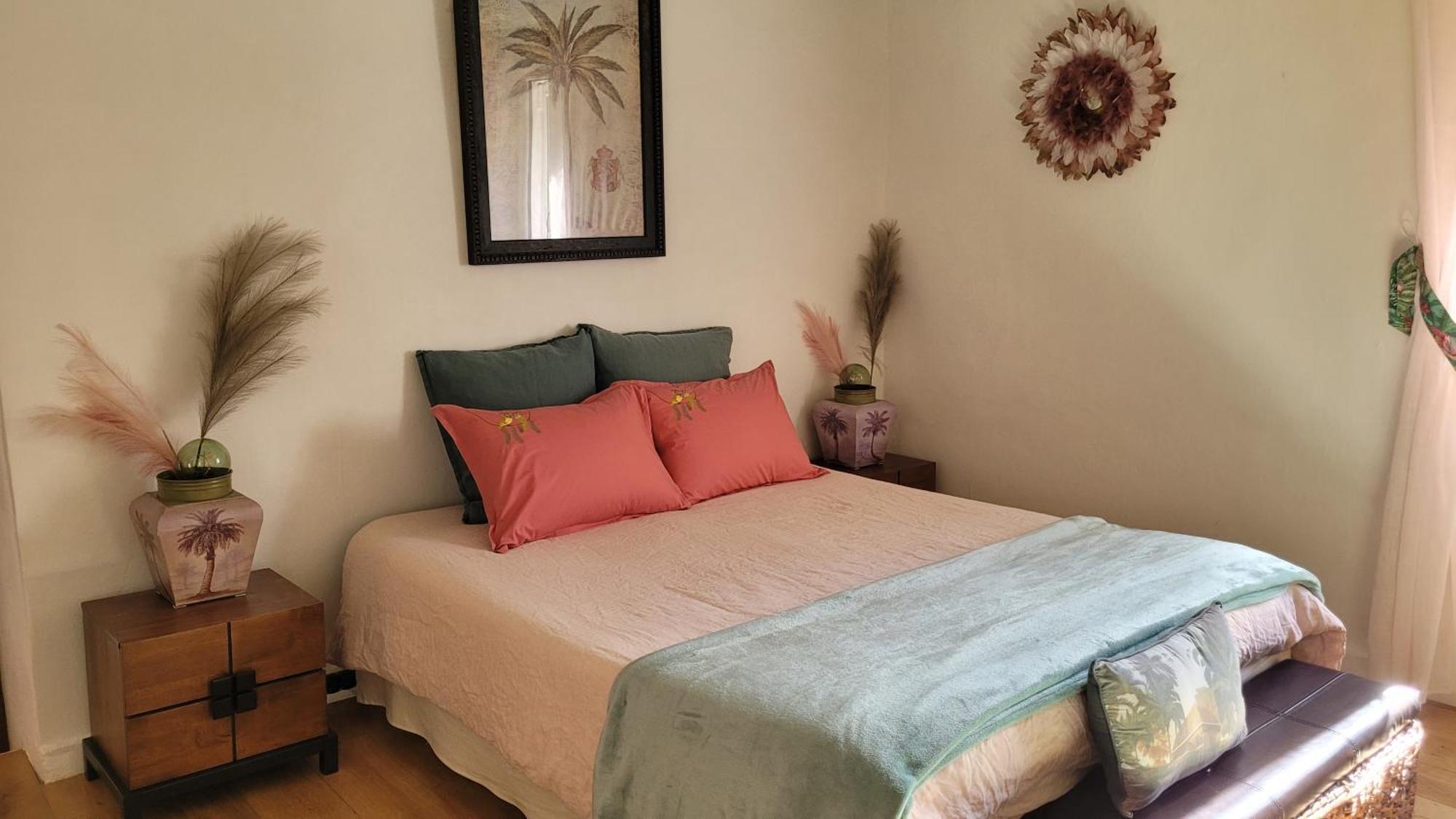 Queen Room Garden View