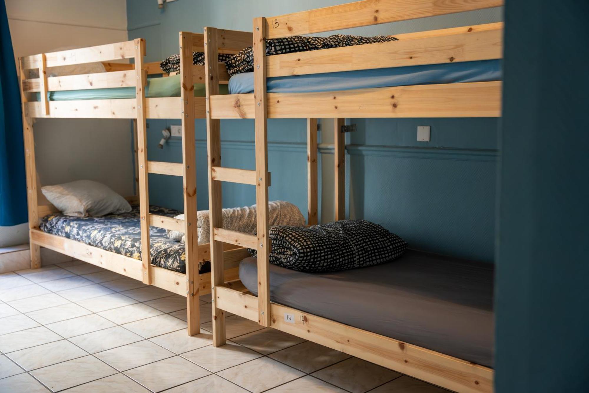Single Bed 4-Bed Dormitory Room