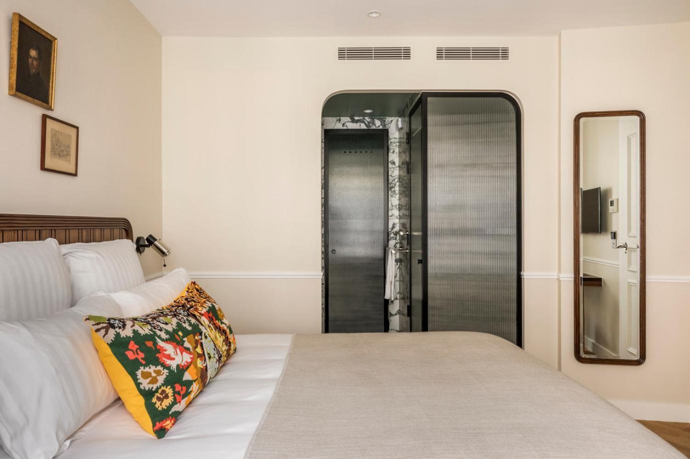 Classique,1563270808:JPEG