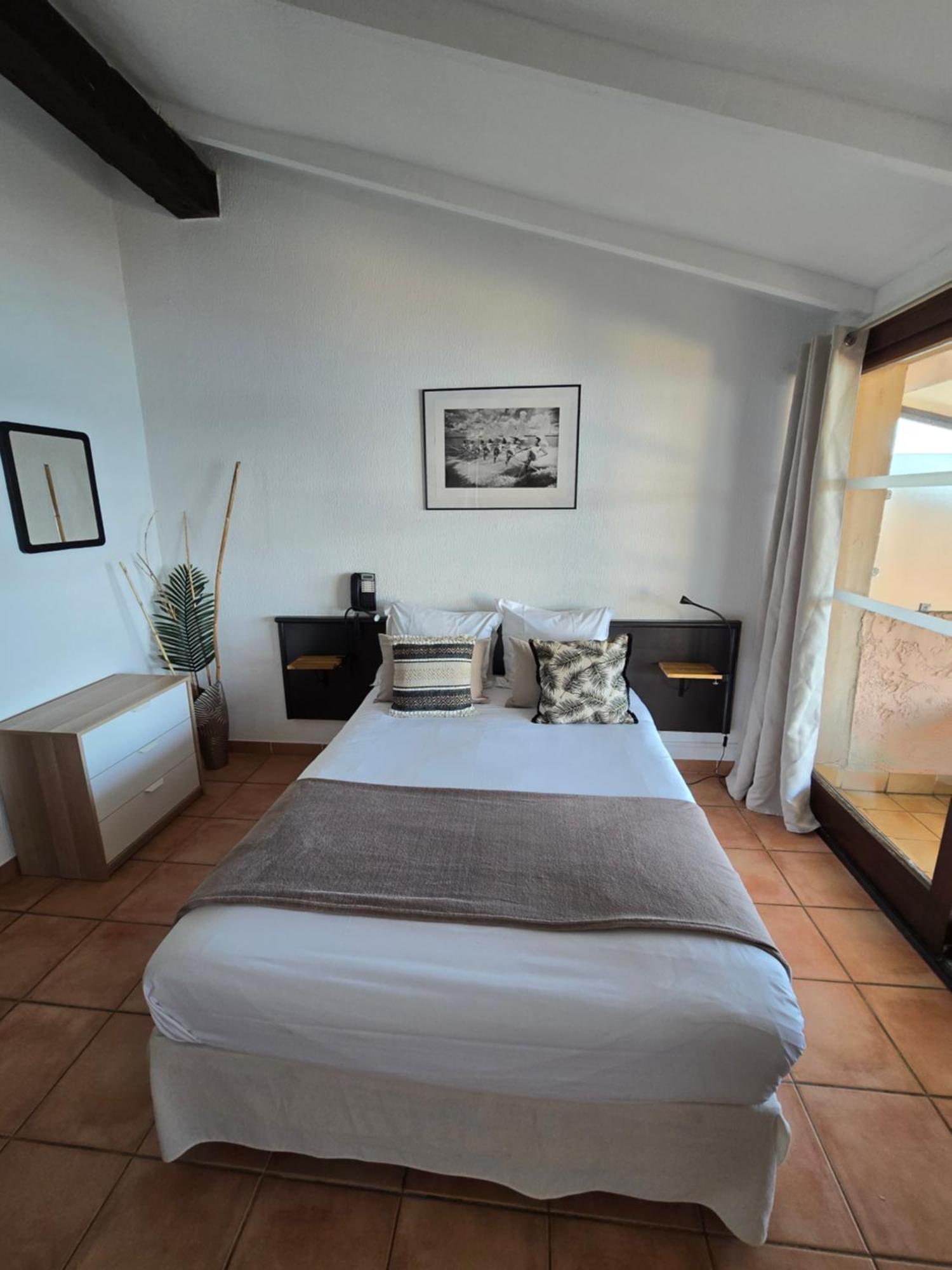 Triple Superior Room Terrace Sea View