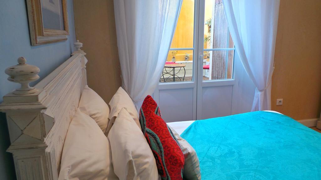 Standard Doppelzimmer mit Terrasse