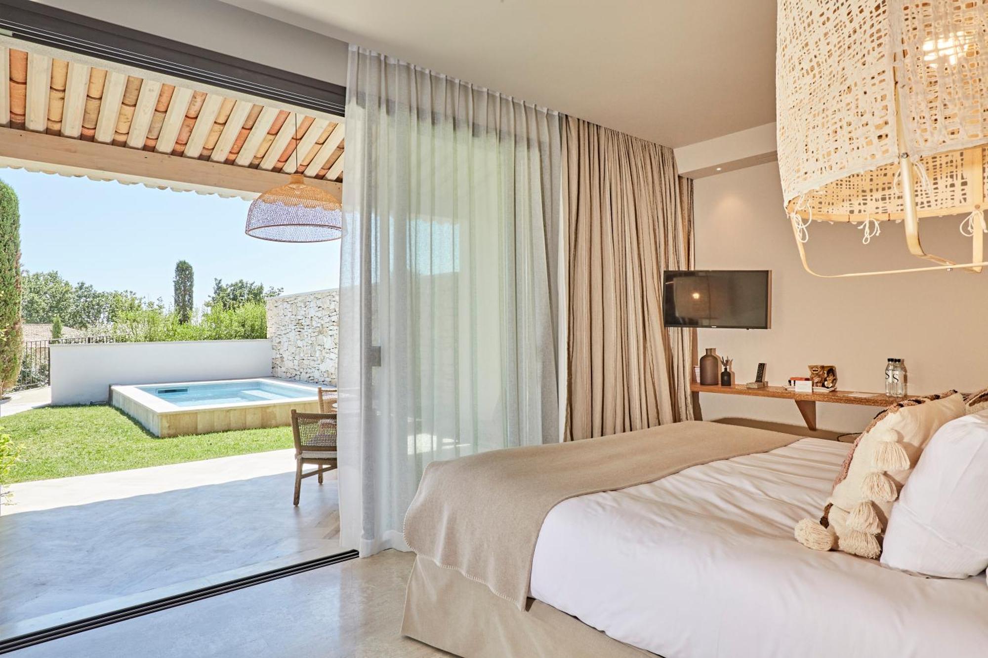 Junior Suite Private Pool