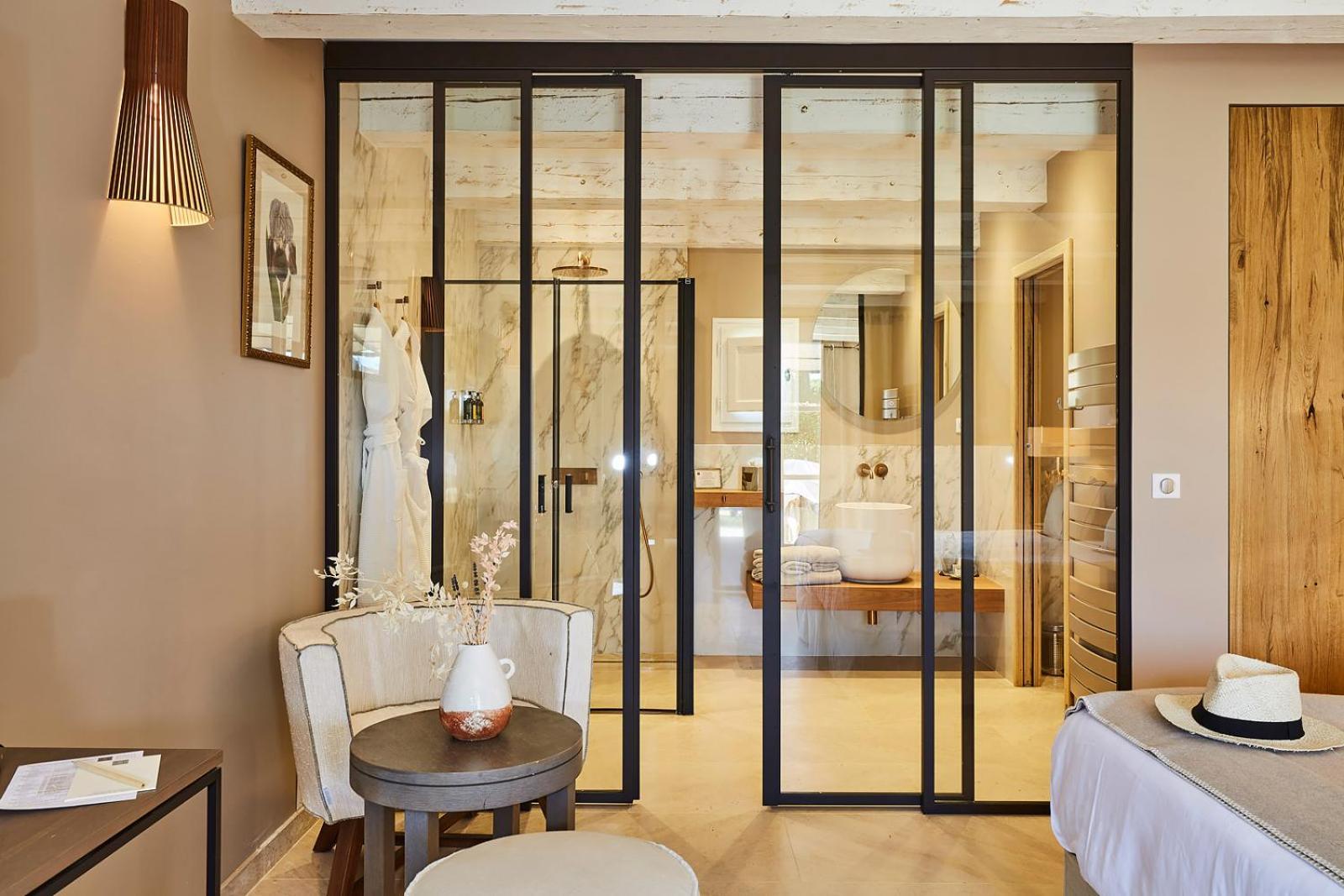 Elegance Double Room