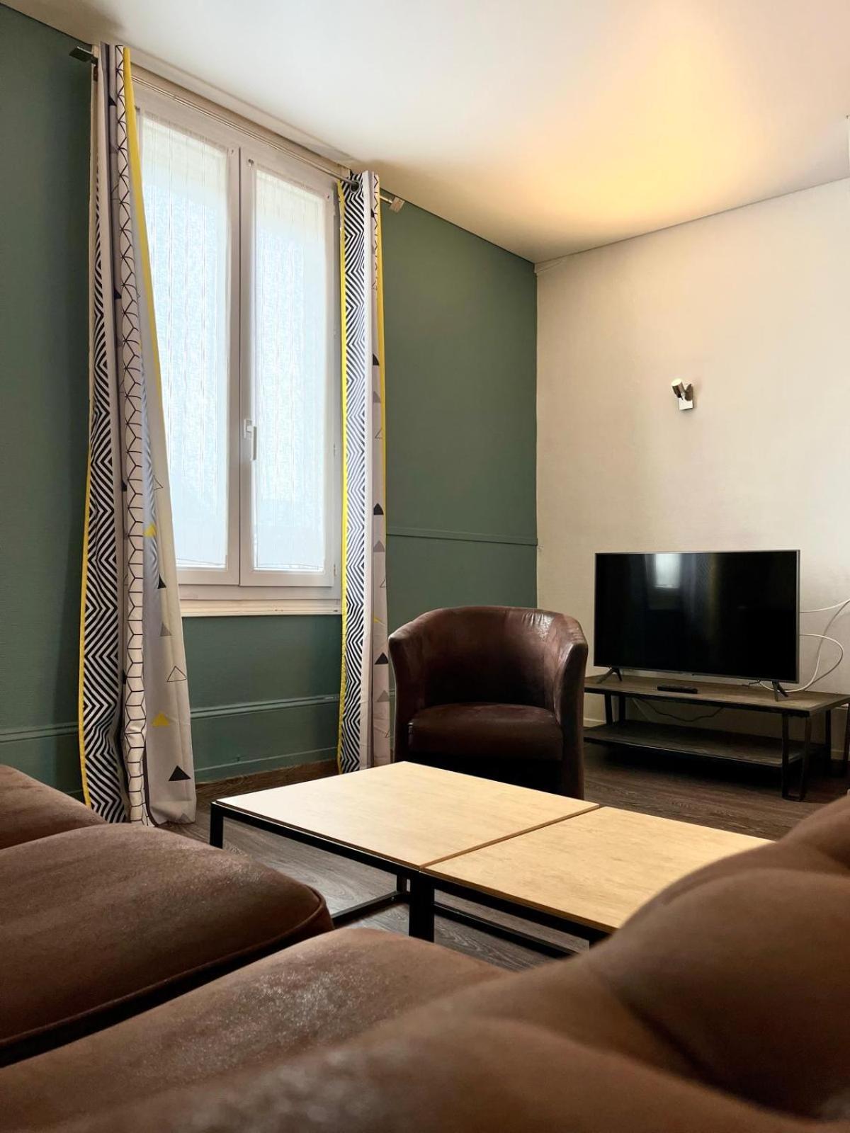 Suite Apartment