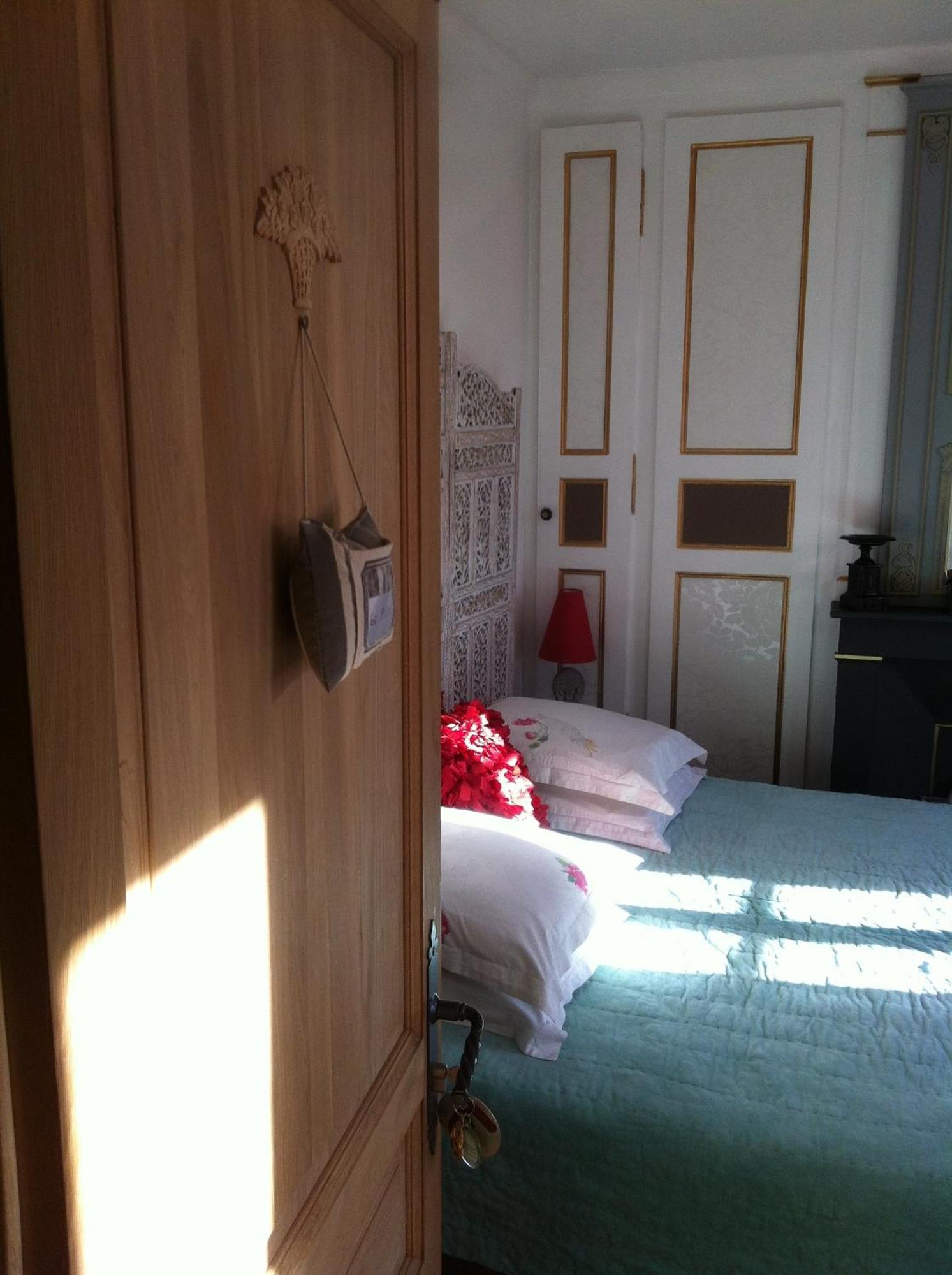 Double Room Shower