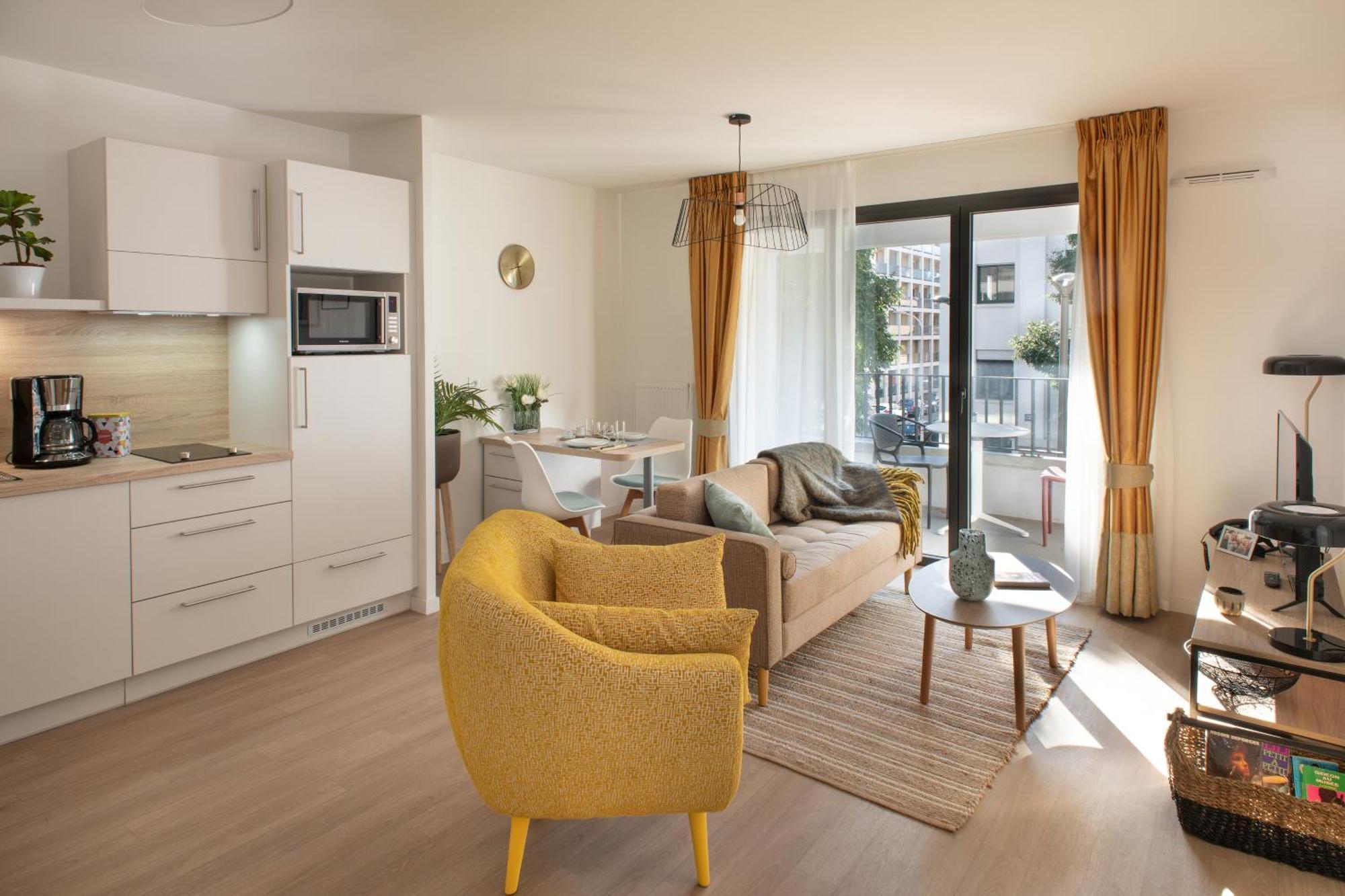 One-Bedroom Apartment