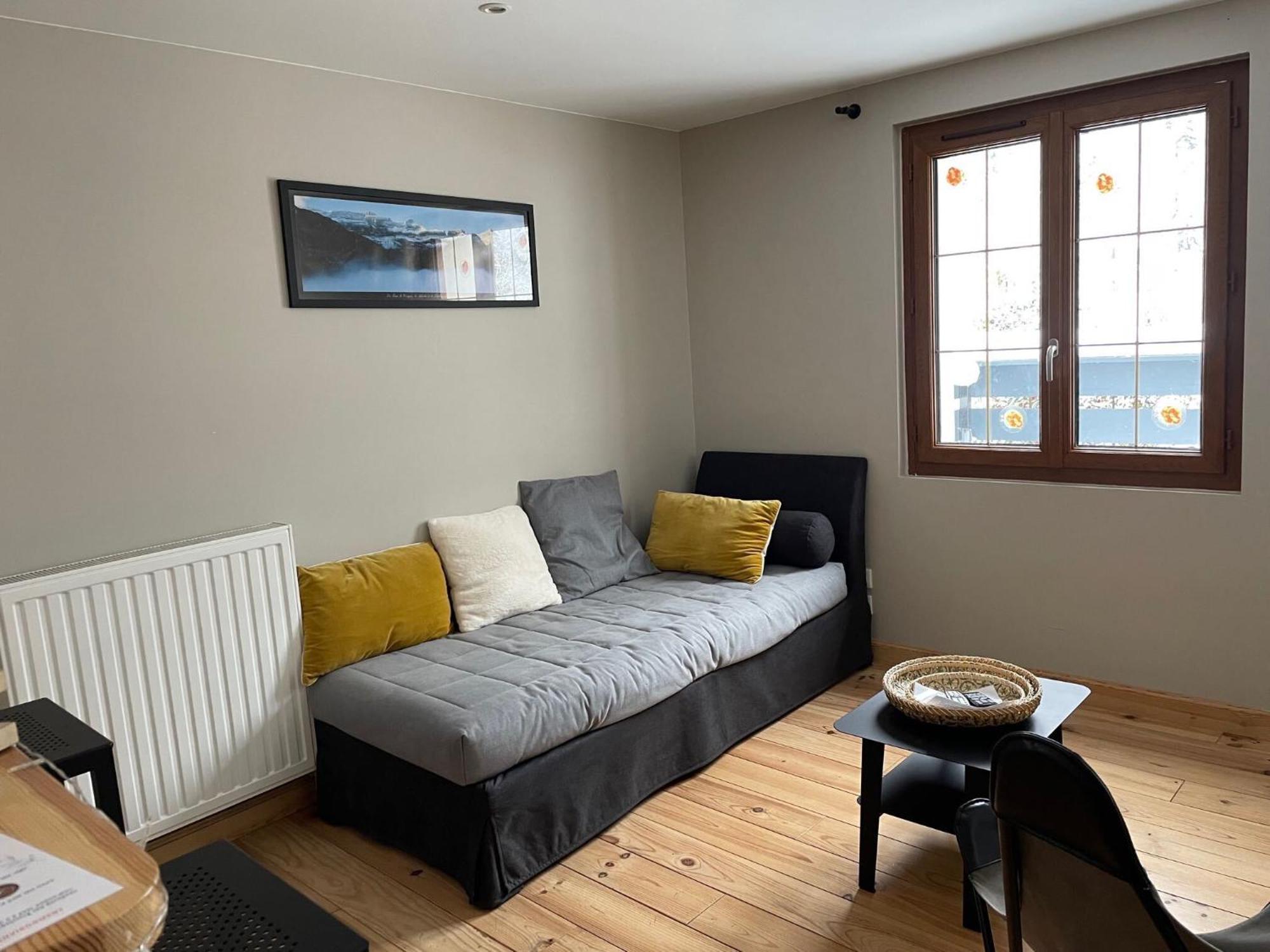 One-Bedroom Cottage