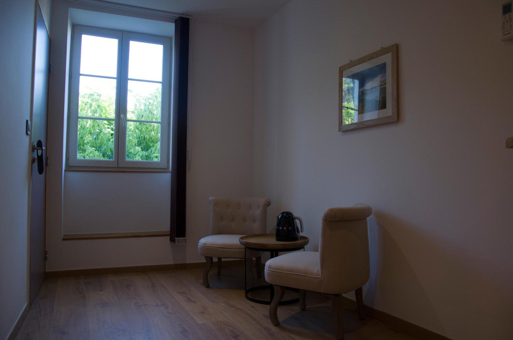 Double Room Private Bathroom