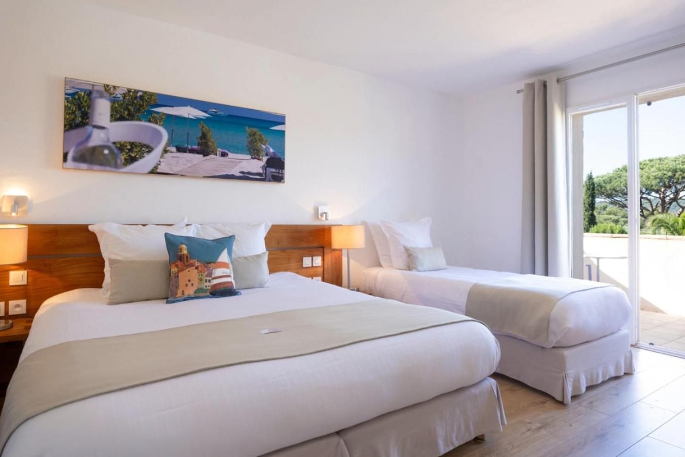 Triple Room with Terrace