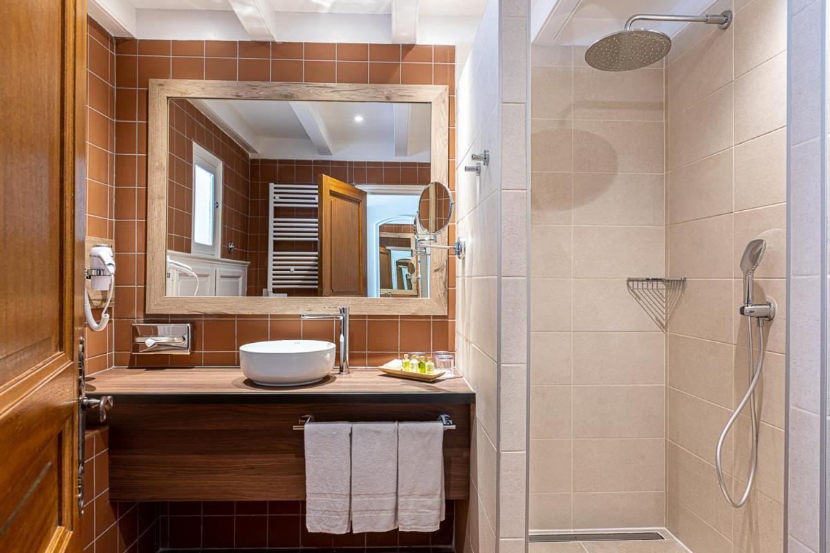 Cavalière Triple Room