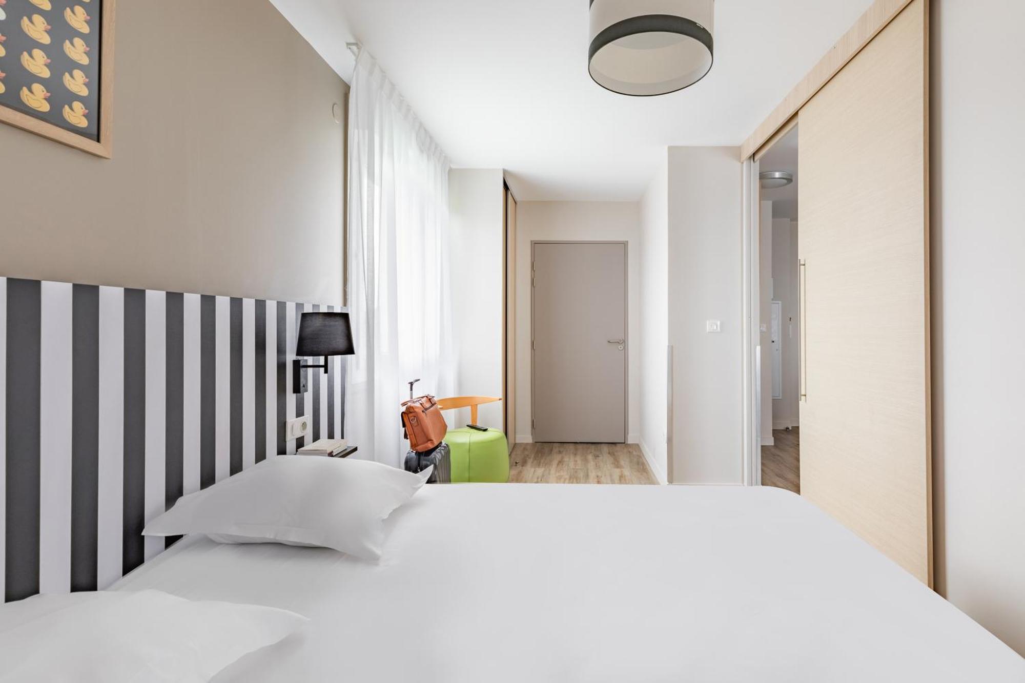 One Bedroom Apartment
