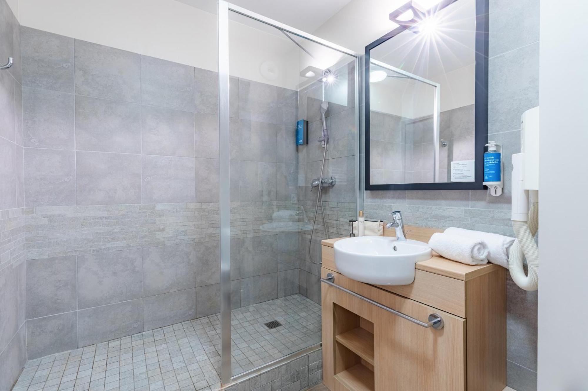 One Bedroom Apartment