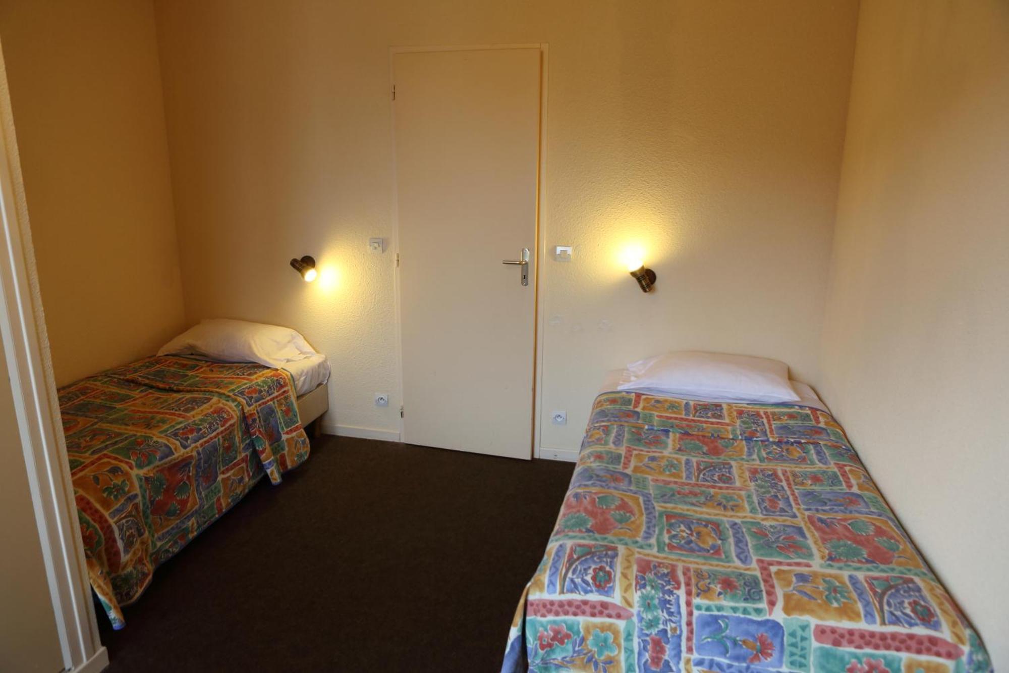 Apartment with Two Single Beds - Non-Smoking,1595398156:JPEG