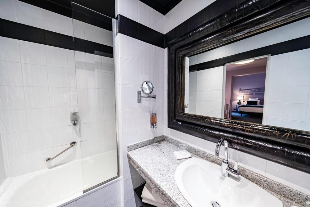 Superior  Room,1596009774:JPEG