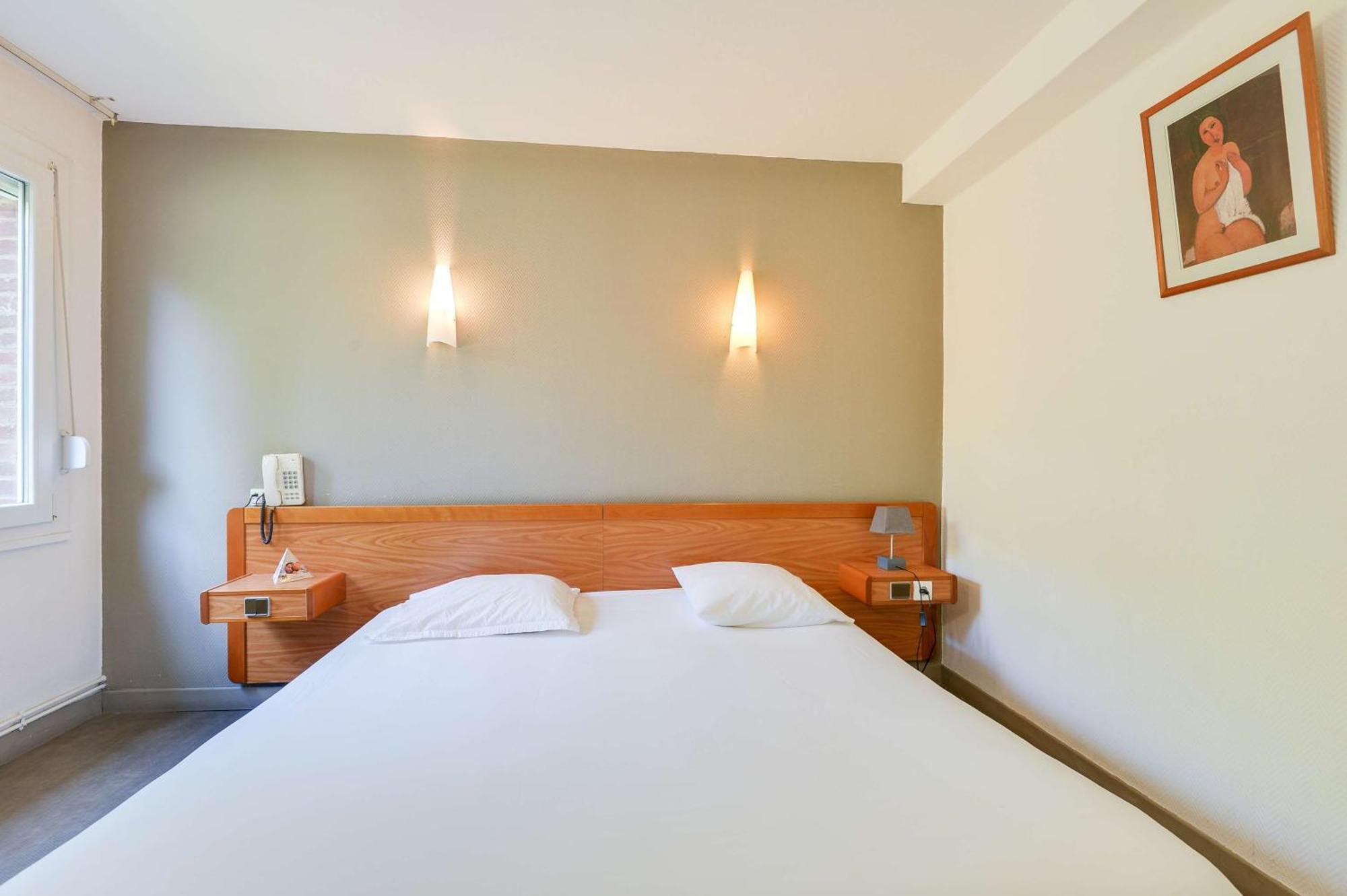 Standard Double Room with Bath