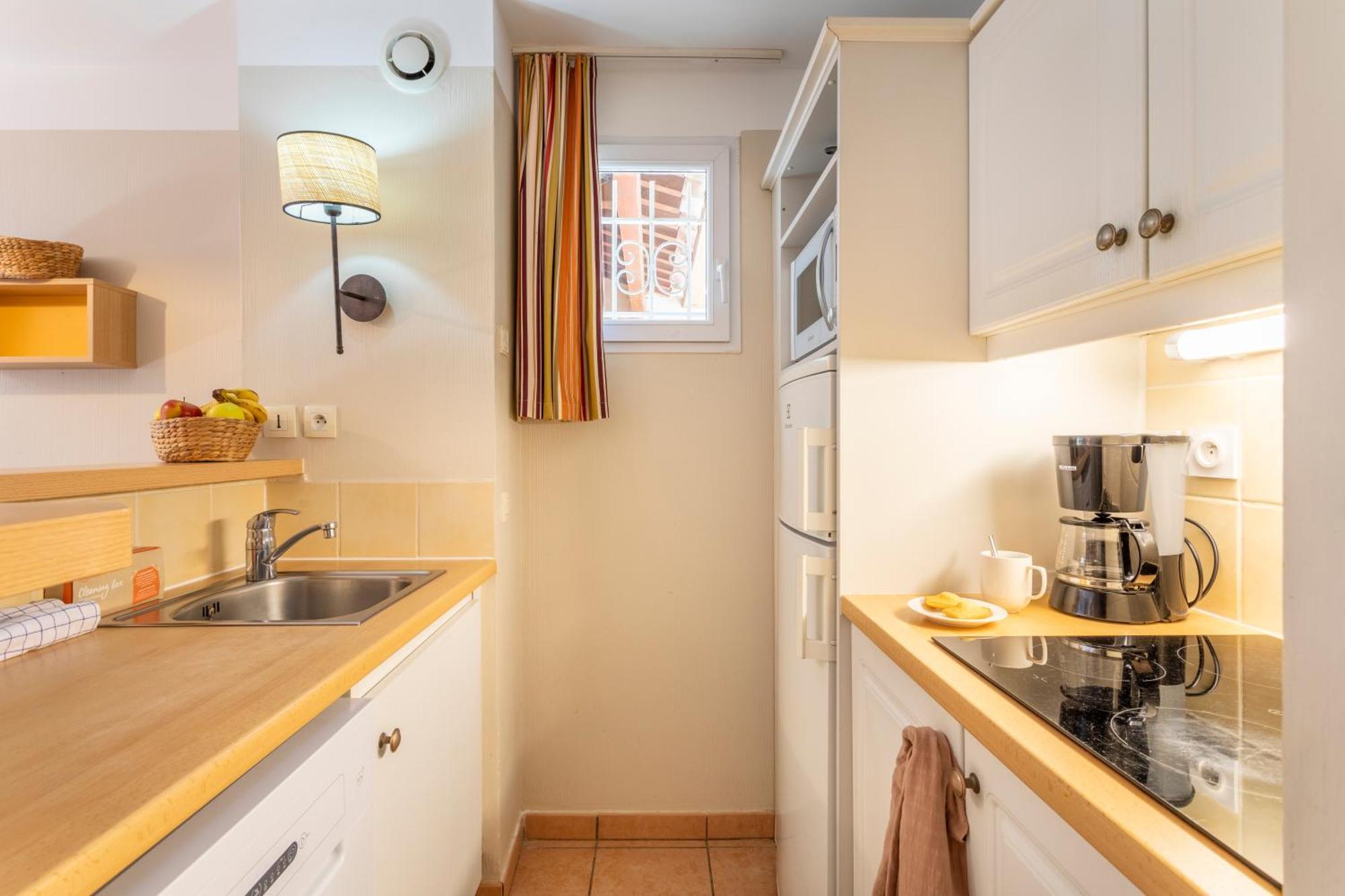 Two-Bedroom Duplex House with Air Conditioning and Terrace (6 People)