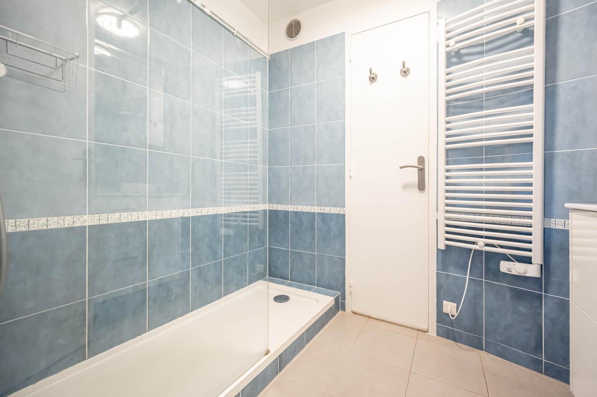 Studio with Sleeping Alcove (6 People) - Sea View