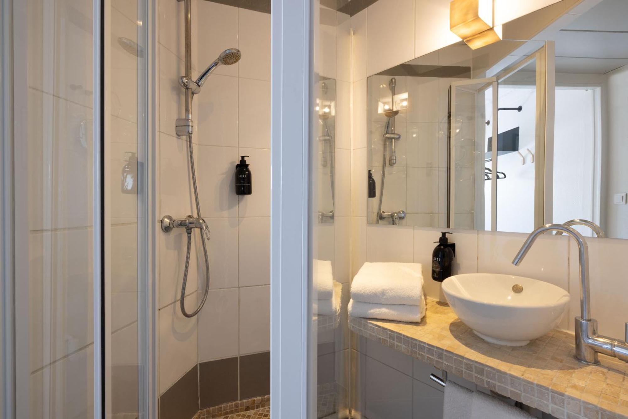 Double Room,1599643062:JPEG