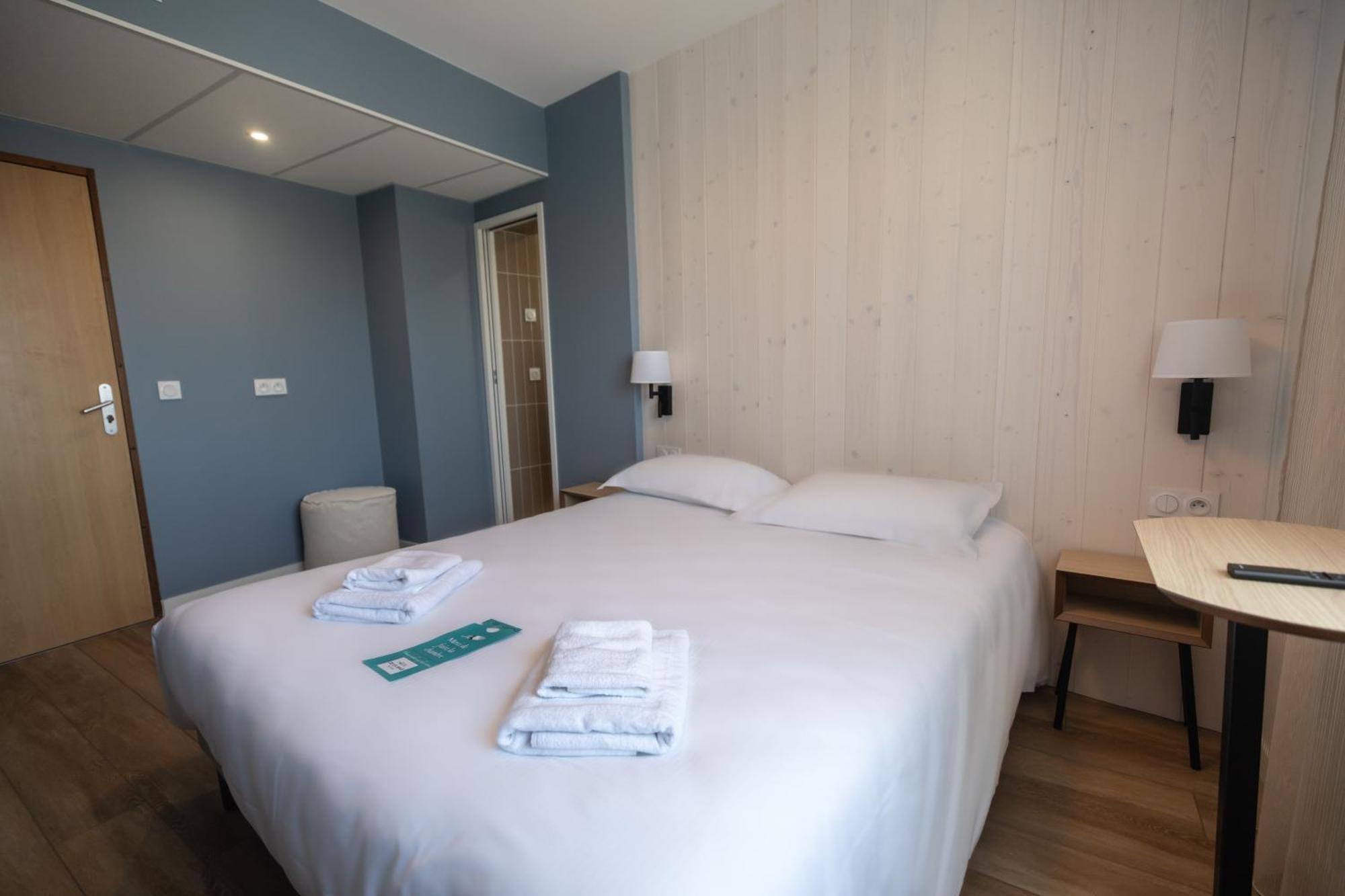 Double Room Courtyard Side