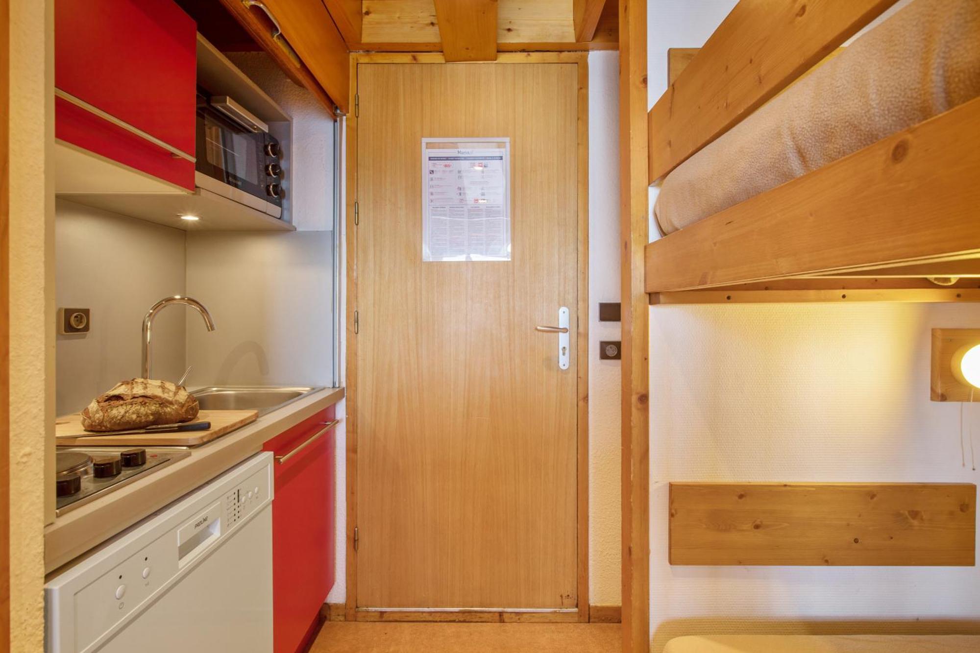 One-Bedroom Apartment Mezzanine Sleeping Alcove