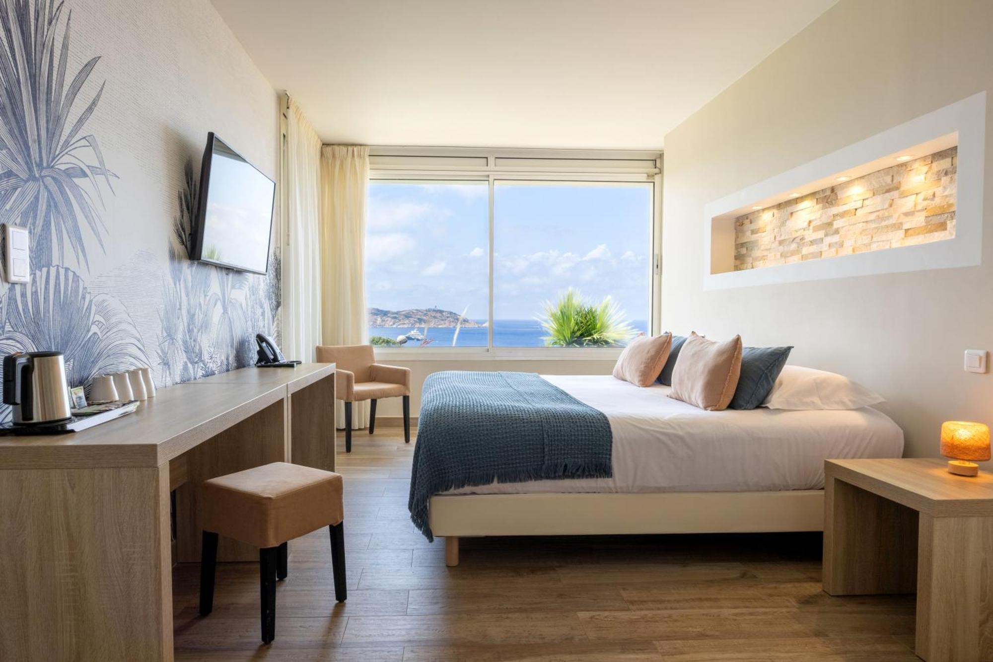 Suite Cuádruple con vistas al mar