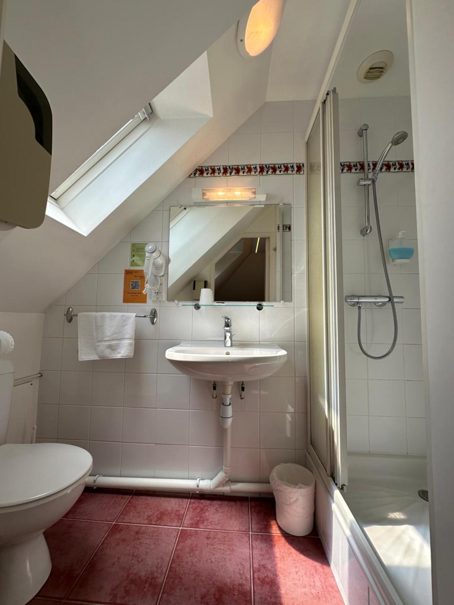 Standard Double Room 4th Floor