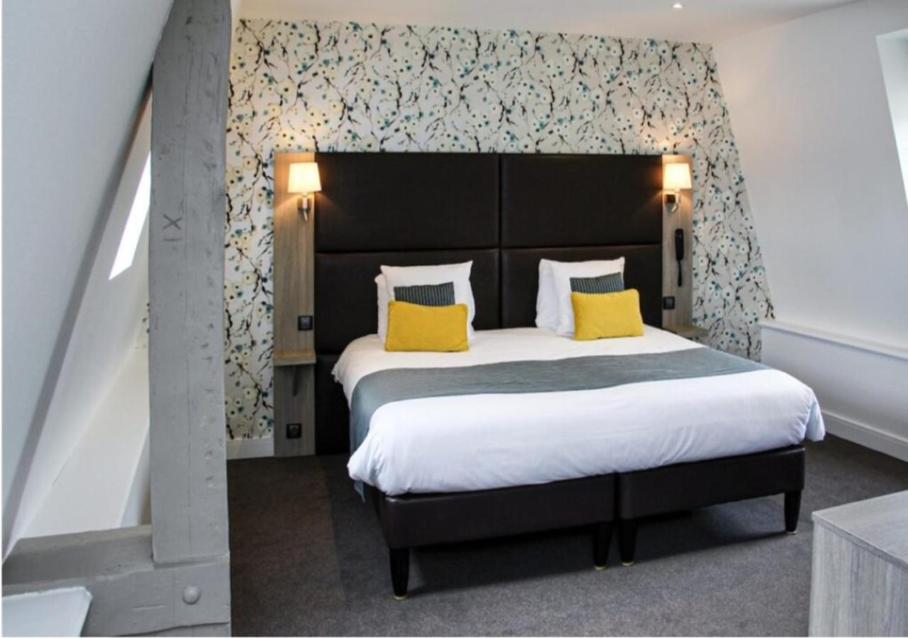 Superior Deluxe Double or Twin Room