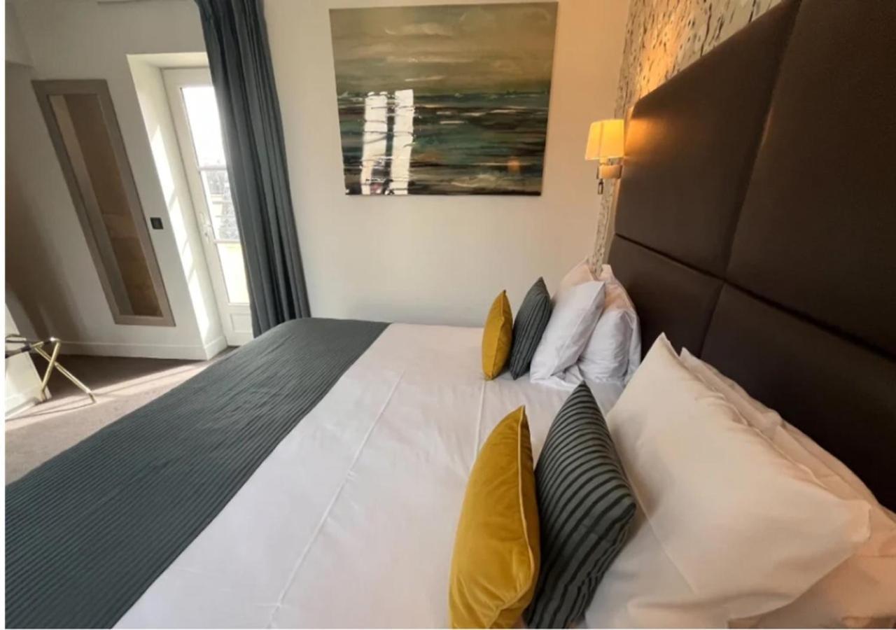 Superior Deluxe Double or Twin Room