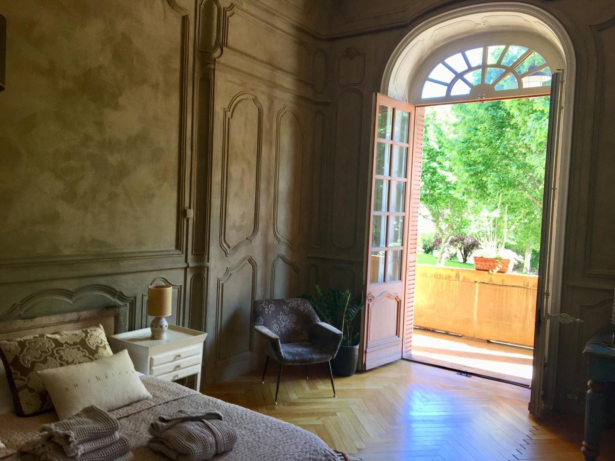 King Suite Spa Bath