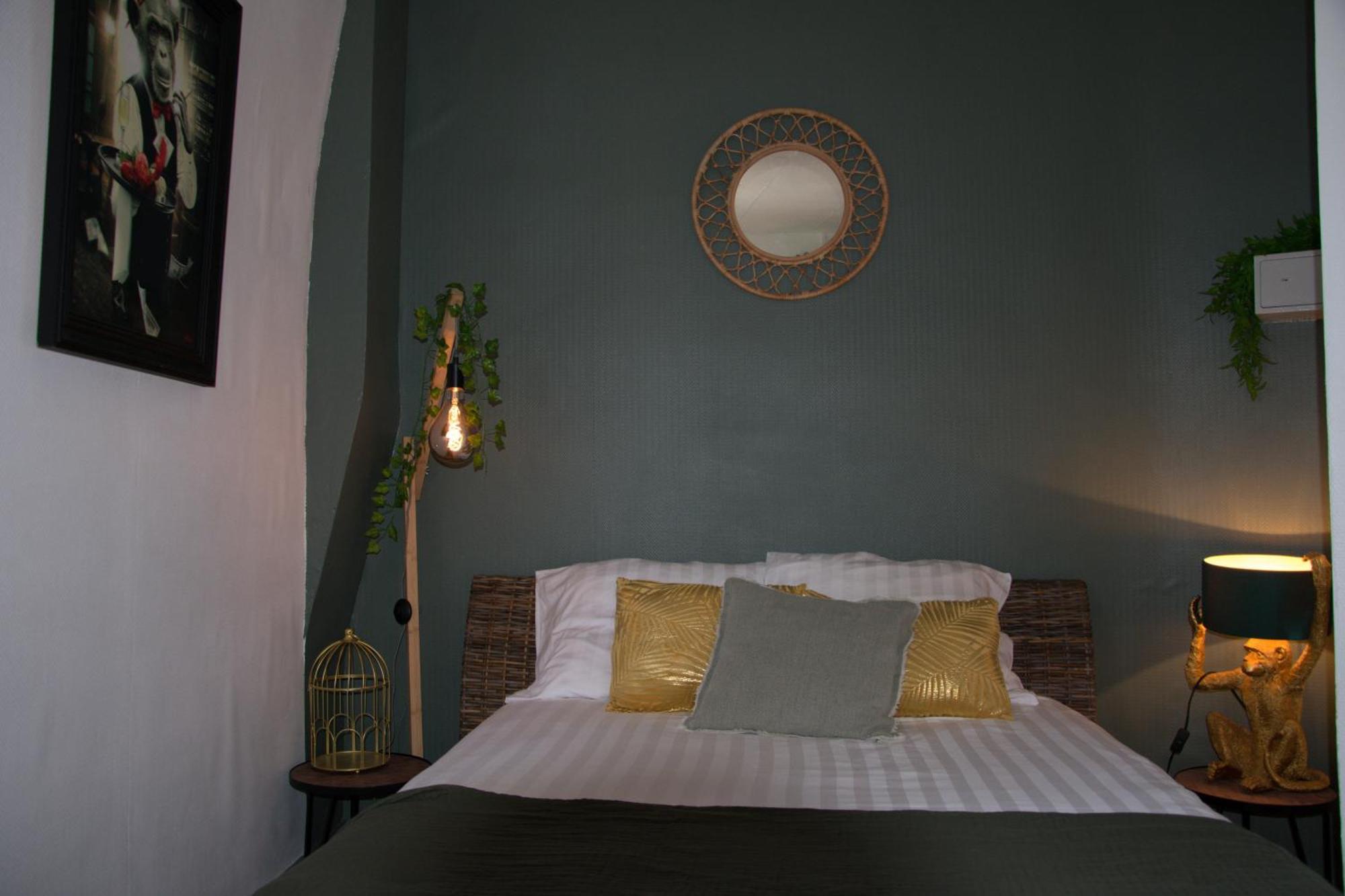 Double Room Private Bathroom