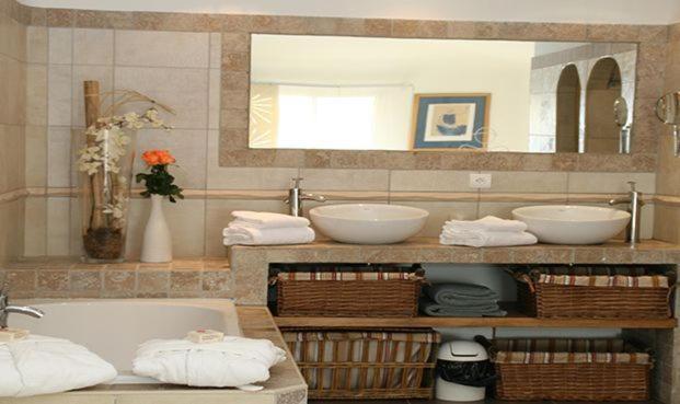 Deluxe Double or Twin Room with Terrace and Sea View,16175729:JPEG